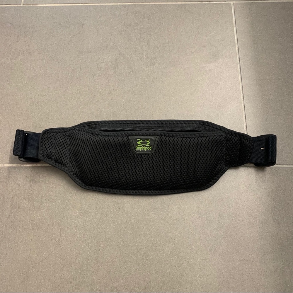 Amphipod airflow lite runners belt Fanny pack